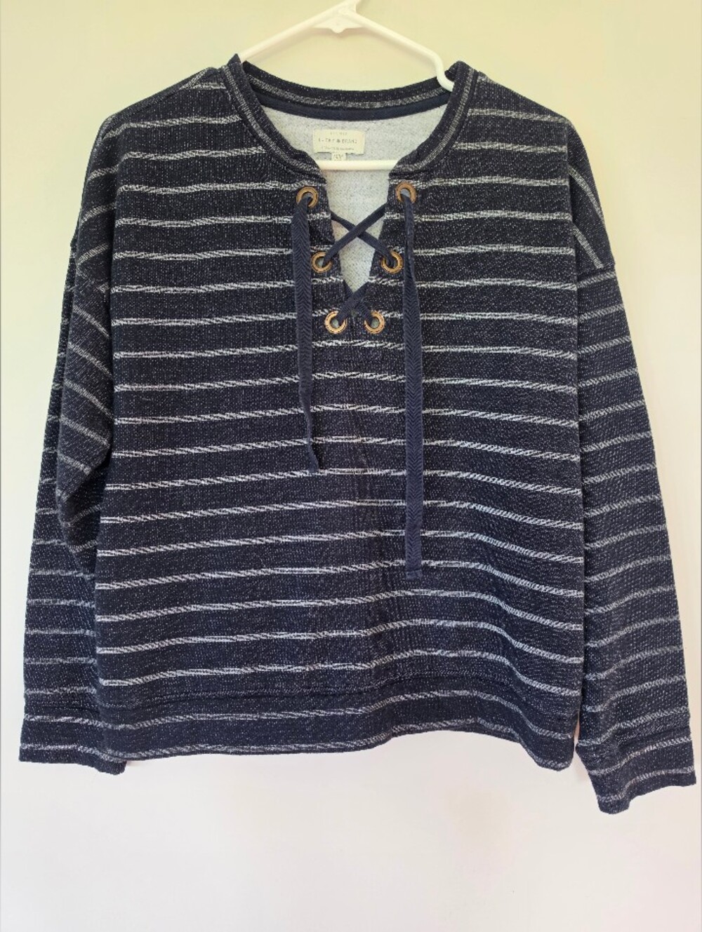 Lucky Brand Women's M Striped Lace-Up Navy Long Sleeve Sweatshirt.